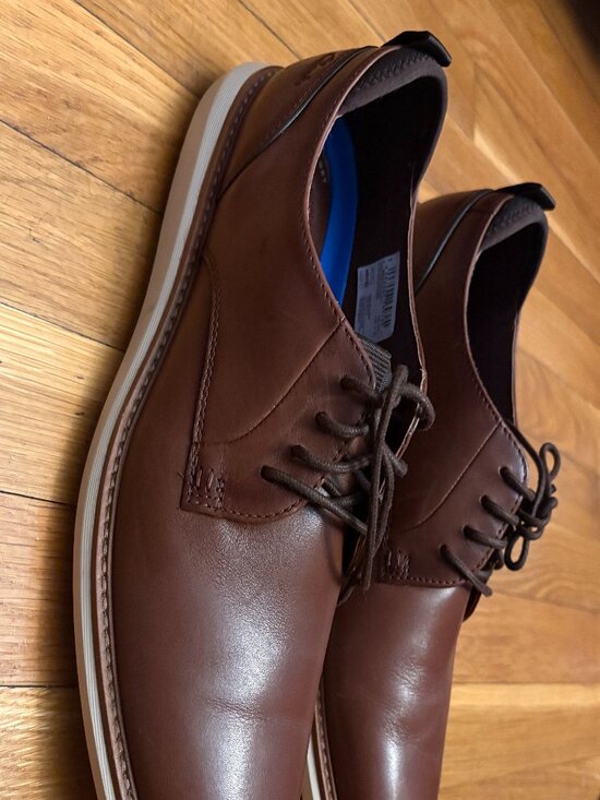 Clarks  Brantin Oxford  Leather Shoes - Wide Width | Round plain toe main image 4